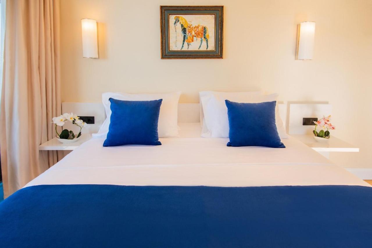 Orbi City Suite Sea View In Batumi Aparthotel Екстер'єр фото